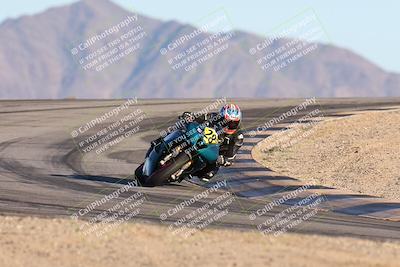 media/Dec-07-2025-CVMA (Sun) [[3e7d2de5dc]]/Race 17-Amateur Formula Middleweight/